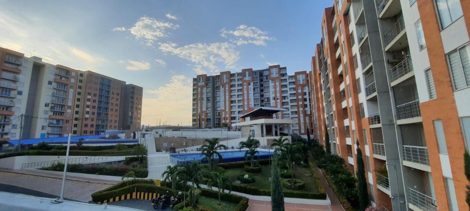 Espectacular De 3 Con Piscina Y Parqueadero Privado Excelente Relacion Precio Calidad Puntaje