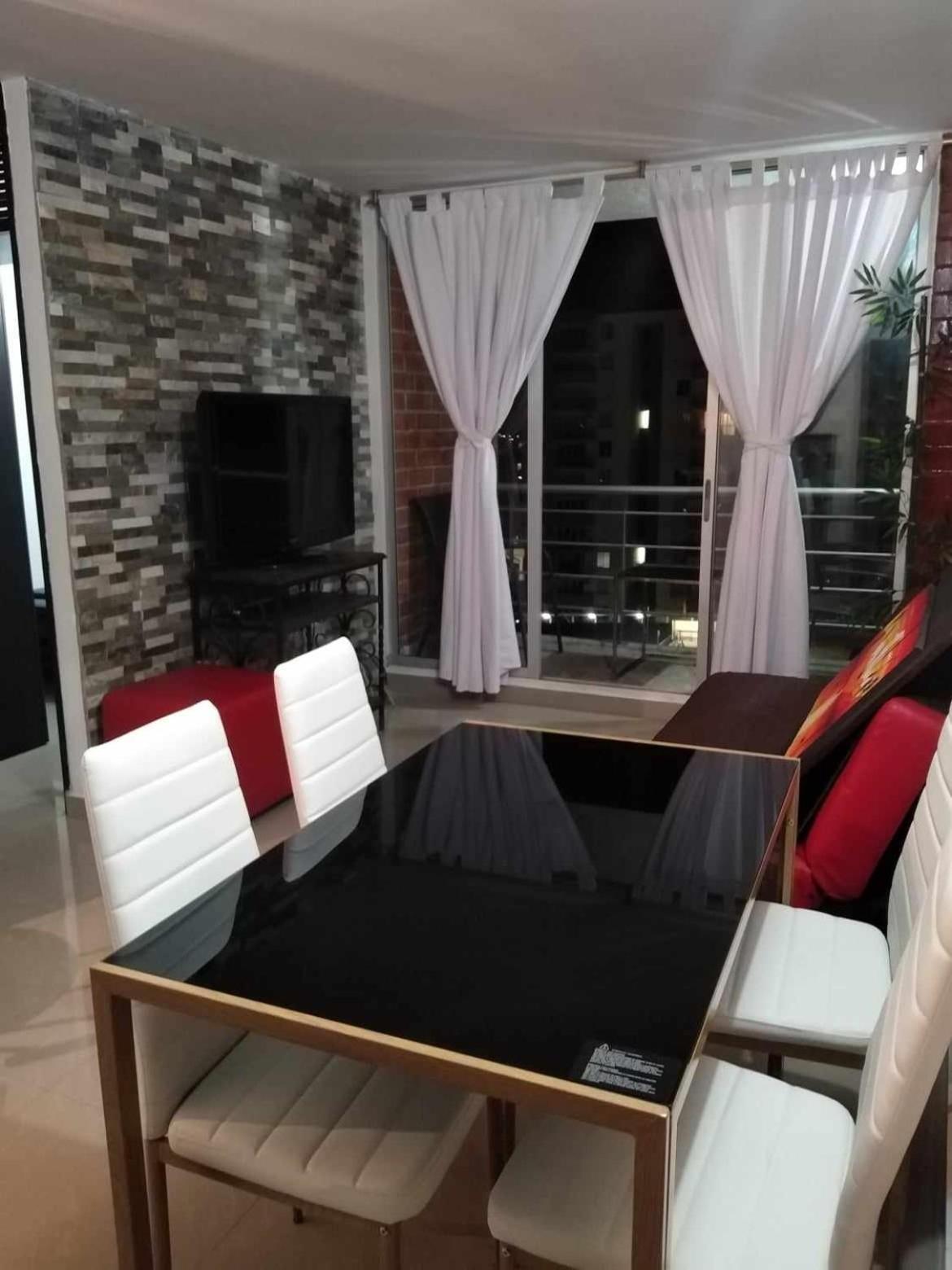 Espectacular De 3 Con Piscina Y Parqueadero Privado Excelente Relacion Precio Calidad Puntaje